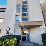 1ere Ligne Avec Pkg Quartier Corniche Apartment
