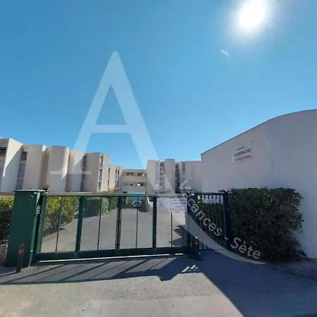 1ere Ligne Avec Pkg Quartier Corniche